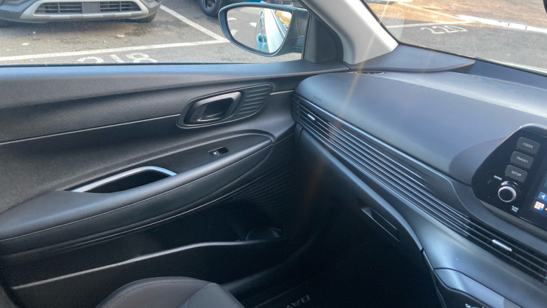 Hyundai BAYON 1.0 TGDi 48V MHEV SE Connect 5dr Petrol Hatchback